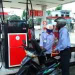 Chưa giảm giá xăng dầu