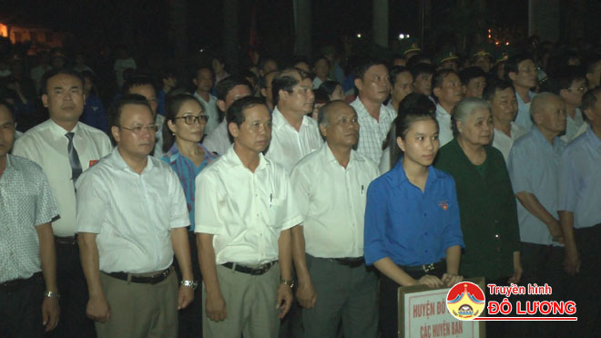 Ong Phuc thap huong Viet Lao 1