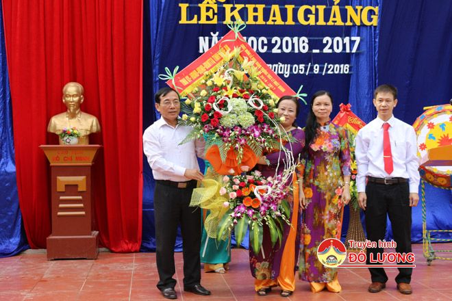 LNQ-khai-giang2