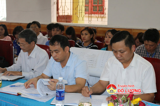 lam-viec-voi-thi-tran-2