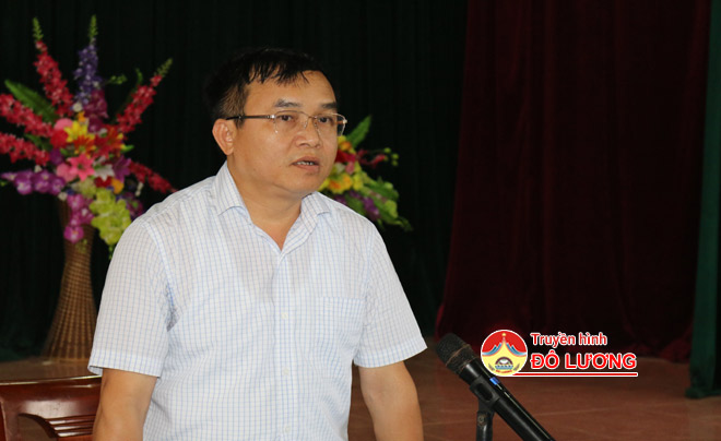 lam-viec-voi-thi-tran1