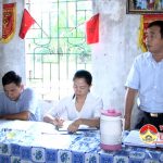 Ông Hoàng Văn Hiệp – Đại biểu HĐND huyện tiếp xúc cử tri tại xã Ngọc Sơn.