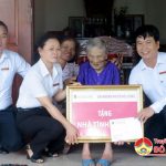 Ngân hàng NN&PTNT chi nhánh Đô Lương tổ chức  lễ khánh thành và bàn giao nhà tình nghĩa cho mẹ liệt sỹ
