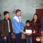 Nhóm Đô Lương chia sẻ yêu thương tặng quà em Hoàng Trần Phúc và Nguyễn Bá Thuận có hoàn cảnh đặc biệt khó khăn