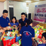 Nhóm Đô Lương chia sẻ yêu thương: Tặng quà cho 143 đối tượng tại Trung tâm bảo trợ xã hội Nghệ An