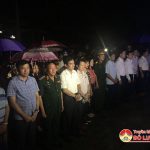 Lãnh đạo huyện dâng hương tại nghĩa trang Việt- Lào