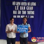 Hội LHPN huyện Đô Lương: Bàn giao nhà mái ấm tình thương cho chị Nguyễn Thị Quý ở xã Hòa Sơn.