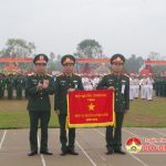 Trung đoàn 1, Sư đoàn 324 đón nhận cờ đơn vị huấn luyện giỏi