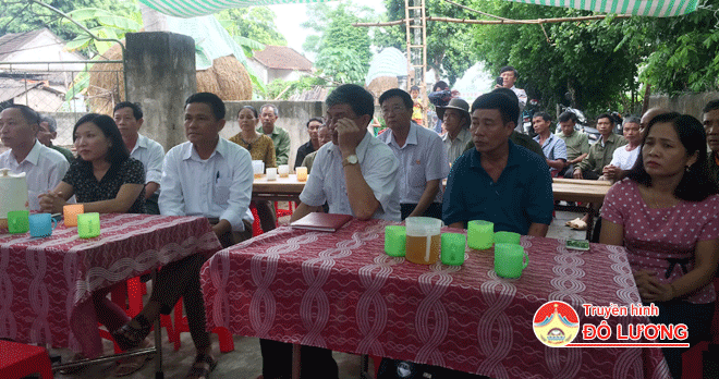cac dai bieu tham du le khoi cong
