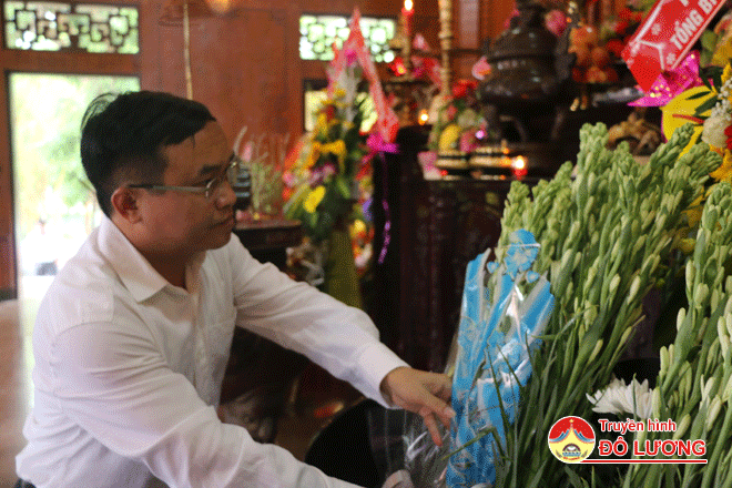 dc-ngoc-kim-nam-tinh-uy-vien---bi-thu-huyen-uy-dang-hương-tai-kim-lien-nam-dan