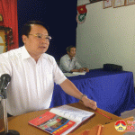 Đồng chí Phùng Thành Vinh –Phó Bí thư, Chủ tịch UBND huyện dự sinh hoạt Chi bộ tại xã Đại Sơn.