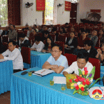 Đồng chí Lê Minh Giang – Chủ tịch hội đồng nhân dân huyện tiếp xúc cử tri Thị trấn.