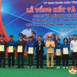 Nghệ An: Trao giải Tìm hiểu pháp luật về ATGT và cung cấp, sử dụng thông tin trên mạng Internet năm 2019
