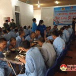 Đoàn thanh niên Công an huyện tổ chức bữa cơm tình thương.