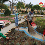 Trường Tiểu học xã Lưu Sơn tổ chức duy trì  vệ sinh trường học và xây dựng vườn hoa, cây cảnh.