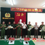 Công an tỉnh Nghệ An trao thưởng thành tích đặc biệt xuất sắc thành công chuyên án 317L về ma túy cho công an huyện Đô Lương