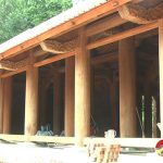 Đồng chí Phùng Thành Vinh – Tỉnh ủy viên, Bí thư huyện ủy, đồng chí Hoàng Văn Hiệp – Phó bí thư, Chủ tịch UBND huyện kiểm tra tiến độ xây dựng Đển Quả Sơn.