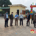 Đồng chí Hoàng Văn Hiệp kiểm tra và chỉ đạo các biện pháp phòng dịch COVID-19 tại các đơn vị.