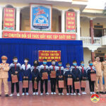 Công an Đô Lương tuyên truyền luật giao thông đường bộ cho học sinh