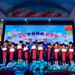 Trường Mầm non Việt Anh tổng kết năm học, vui tết Thiếu nhi cho các bé