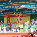 Trường tiểu học Lam Sơn tổ chức lễ đón bằng công nhận trường chuẩn Quốc gia mức độ 2