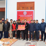 Hội chữ thập đỏ Đô Lương khánh thành và bàn giao nhà tình nghĩa cho gia đình anh Trương Đình Tiến xã Hồng Sơn