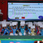 Liên đoàn lao động huyện – Hội liên hiệp phụ huyện tổ chức Hội thi “Rung chuông vàng” tìm hiểu kiến thức về bình đẳng giới, chế độ, chính sách cho lao động nữ.