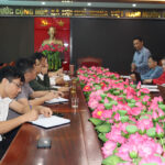 Sở Nông nghiệp và TNMT tỉnh Nghệ an kiểm tra và làm việc với UBND xã Đô Lương về tình trạng sạt lở bờ sông Lam đoạn bến Đò Già, xóm 6 Đà Sơn