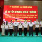 UBND xã Đô Lương tổ chức lễ tuyên dương, khen thưởng học sinh đạt giải  và cán bộ quản lý, giáo viên có thành tích xuất sắc trong công tác bồi dưỡng học sinh giỏi và nghiên cứu Khoa học, kỹ thuật cấp tỉnh năm học 2025-2026.